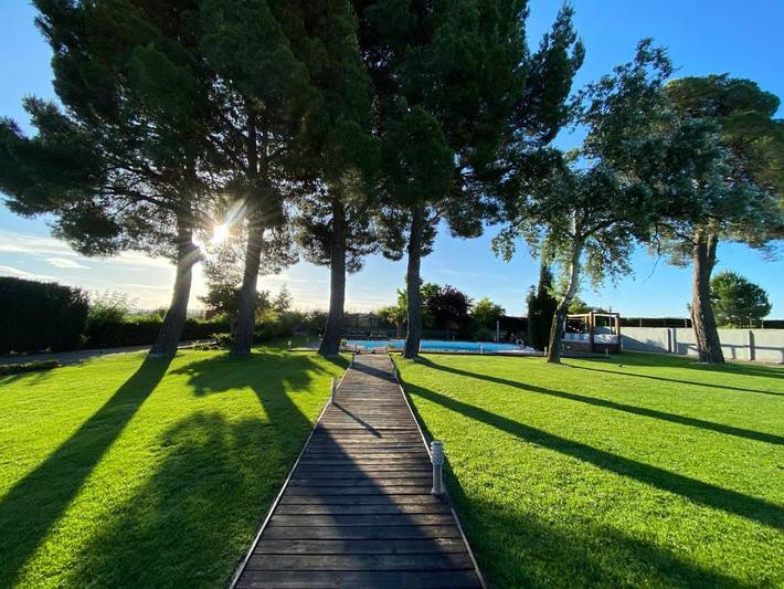 Villa with Private Pool in Zaragoza, Provincia de Zaragoza