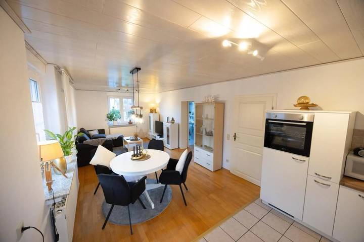 Hel lejlighed, Apartment 'Menden' with Private Terrace and Wi-Fi in Menden, Märkischer Kreis