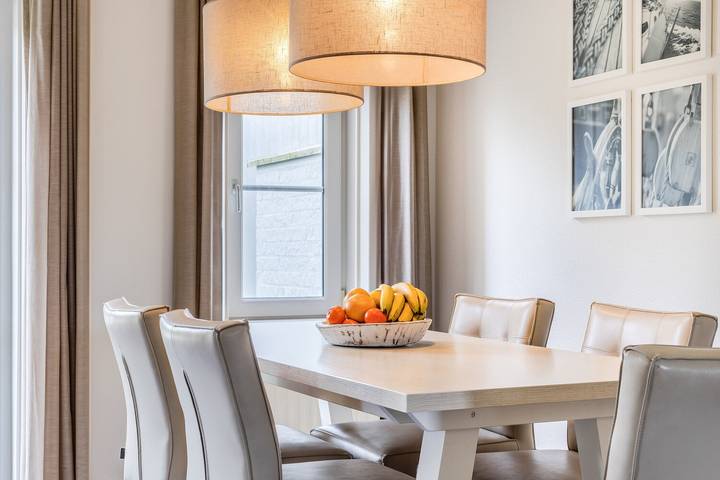 Ferienhaus für 5 Personen, mit Balkon/Terrasse und Terrasse sowie Garten und Pool in Noord-Beveland - 4