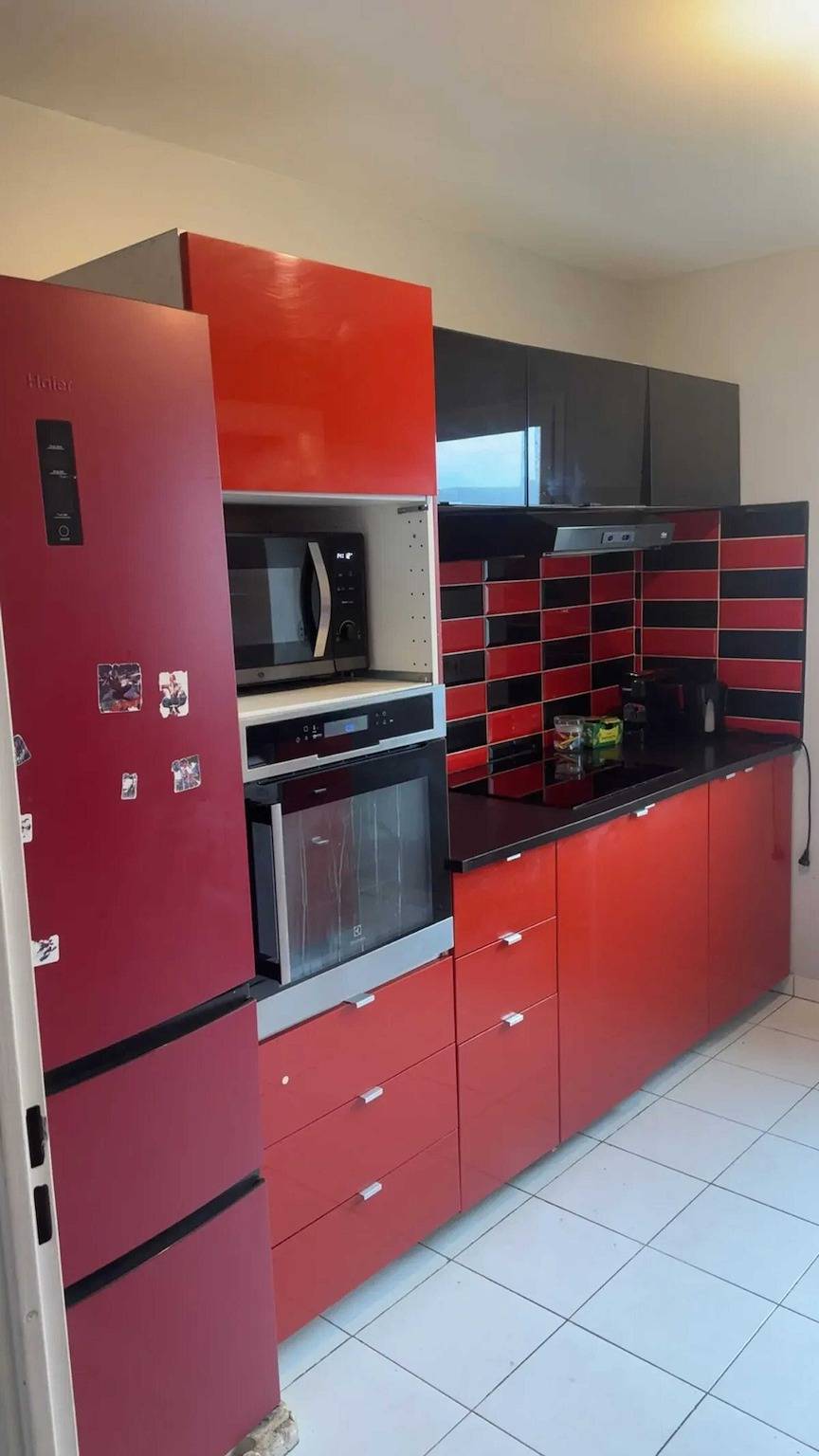 Ganze Wohnung, Komfortable Wohnung in Saint-Denis - 70 m² mit Balkon in Saint-Denis, Seine-Saint-Denis