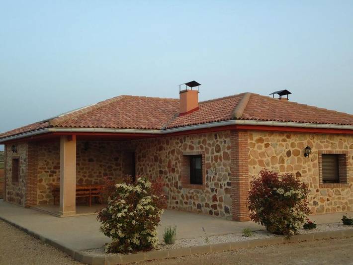 Casa rural para 7 personas, con Balcón y Terraza además de Jardín y Vistas en Teruel