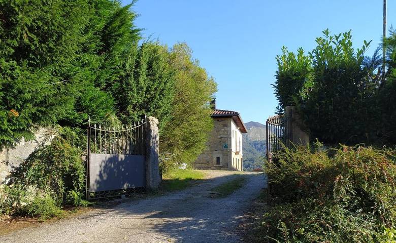 Casa rural para 6 personas, con Balcón y Terraza además de Jardín y Vistas en Pruneda - 2