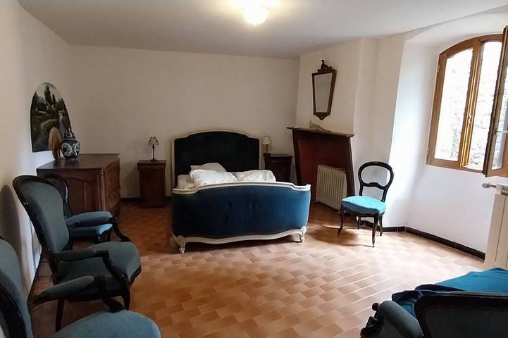 Large 200 m2 house with garden, terraces and courtyard. Florac Center. in Florac-Trois-Rivières, Cevennen