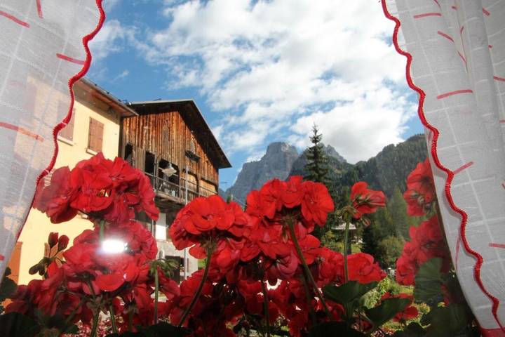 Appartamento per 6 persone, con Balcone e Terrazza nonché Panorama a Selva di Cadore