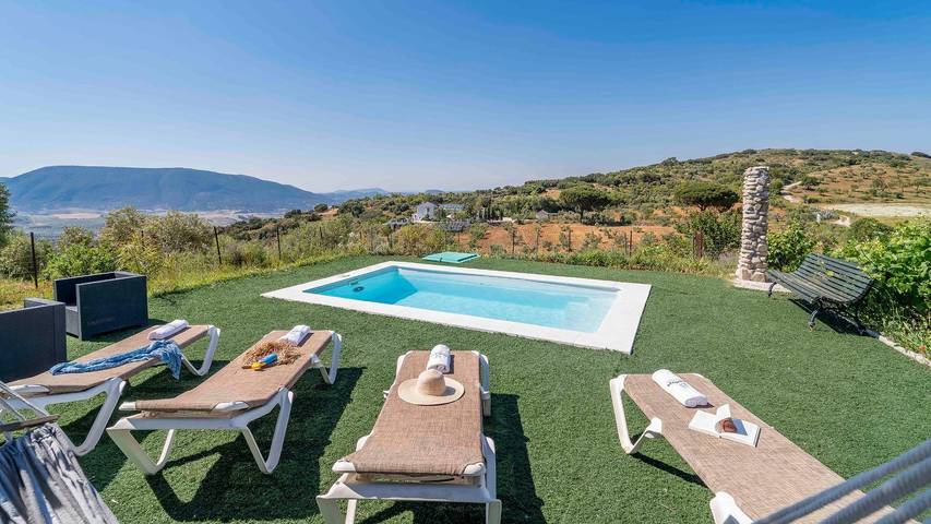 Casa rural para 4 personas, con piscina en El Gastor - 2