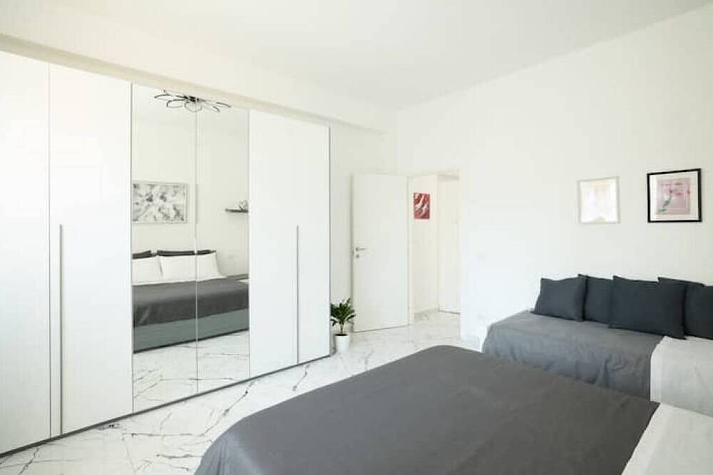 Elmi 1 - Cool apartment with parking on the Lake in Arona (Lago Maggiore), Municipio de Arona