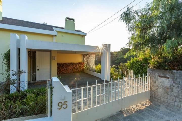 Casa rural para 9 personas, con piscina además de vistas y jardín en Estoril - 2