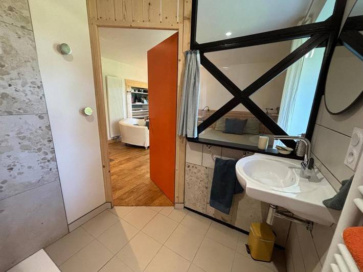 Gîte pour 2 personnes, avec vue et jardin à Champagnole - 2