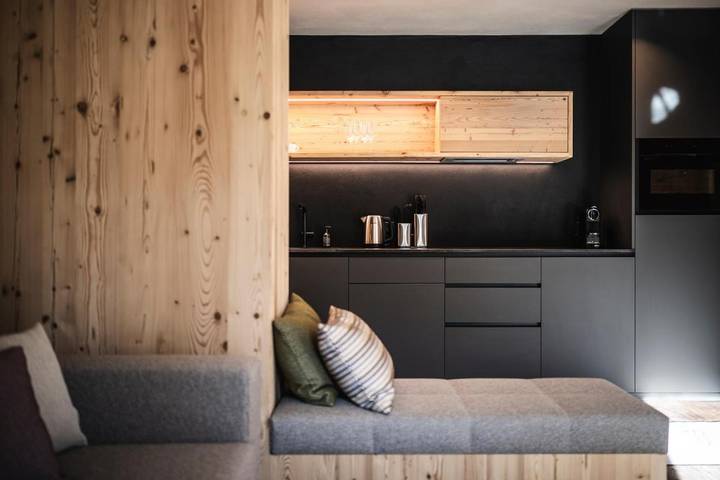 Hütte für 6 Personen, mit Pool und Sauna sowie Ausblick und Garten, mit Haustier auf der Seiser Alm - 4