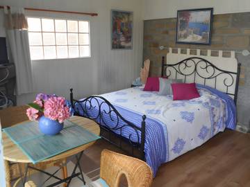 Gîte pour 2 personnes, avec jardin à Séné