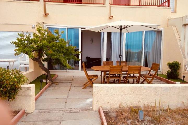 Appartement de vacances pour 4 personnes, avec vue sur le lac et jardin, adapté aux familles