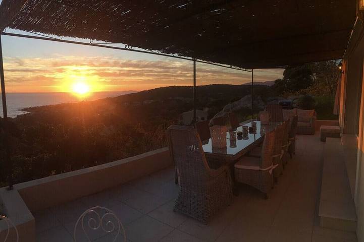 Villa pour 10 personnes, avec jardin et balcon, animaux acceptés