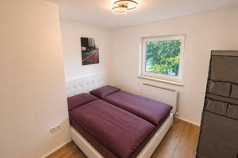Ganze Wohnung, Großzügige Ferienwohnung zwischen München & Alpen | Geretsried | 6 Personen in Geretsried, Starnberger See