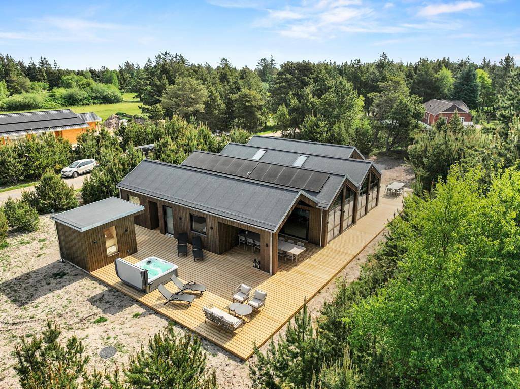 Large, beautiful holiday home for unforgettable holidays in Ho, Varde (Danmark)