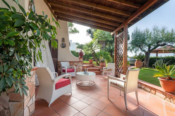 Casa vacanza per 10 persone, con Giardino a Mazzaforno
