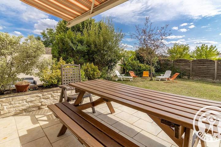 Gîte pour 6 personnes, avec jardin