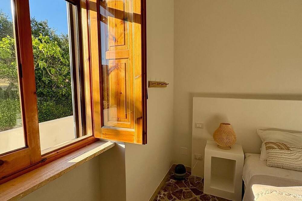 Sunny villa with beautiful private pool in the heart of the Itria Valley in Fasano, Salento