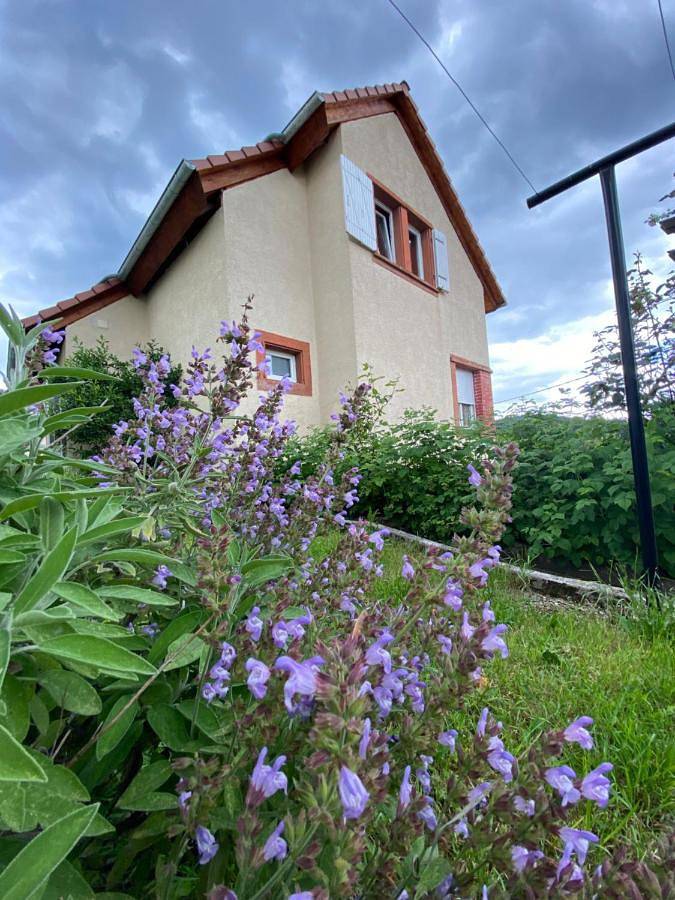 Casa de vacaciones para 6 personas, con vistas y jardín - 1