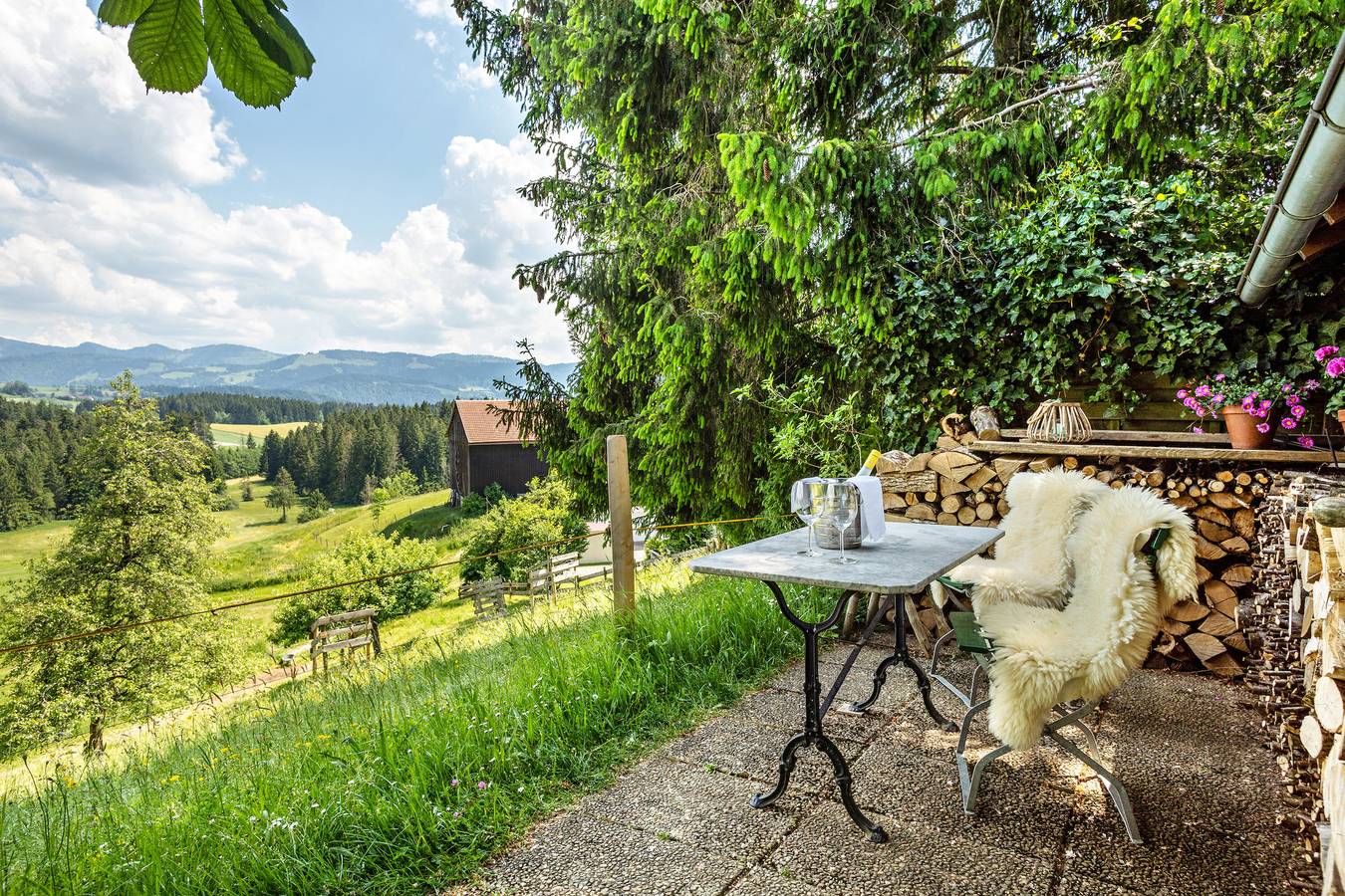 Ganze Wohnung, Apartment 'Elfi' mit Gemeinschaftsgarten, Balkon und Wlan in Oberreute, Bayerisch Schwaben