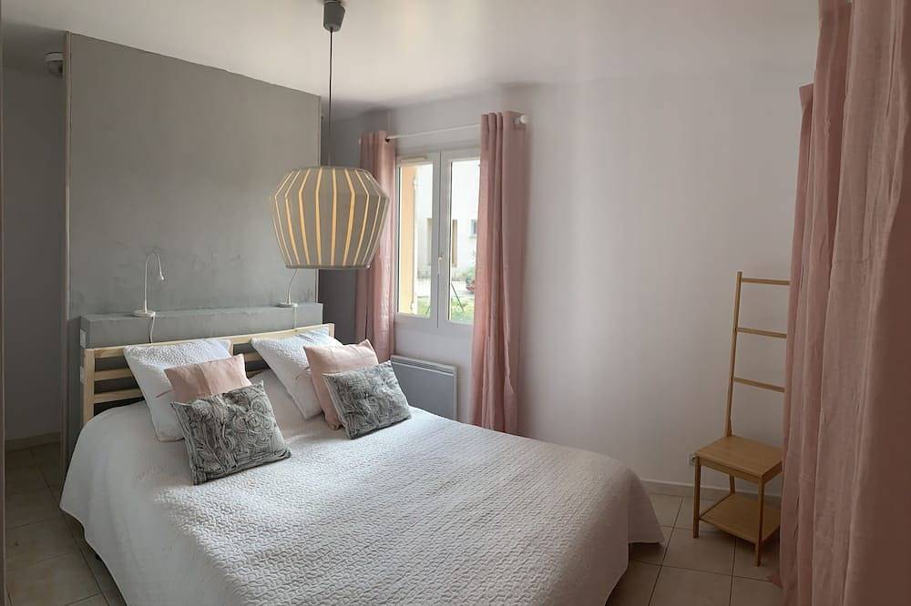Villa in der Provence mit Blick auf die Ventoux, 5 Schlafzimmer, Swimmingpool, einstöckig, Klimaanlage in Mormoiron, Parc naturel régional du Mont-Ventoux