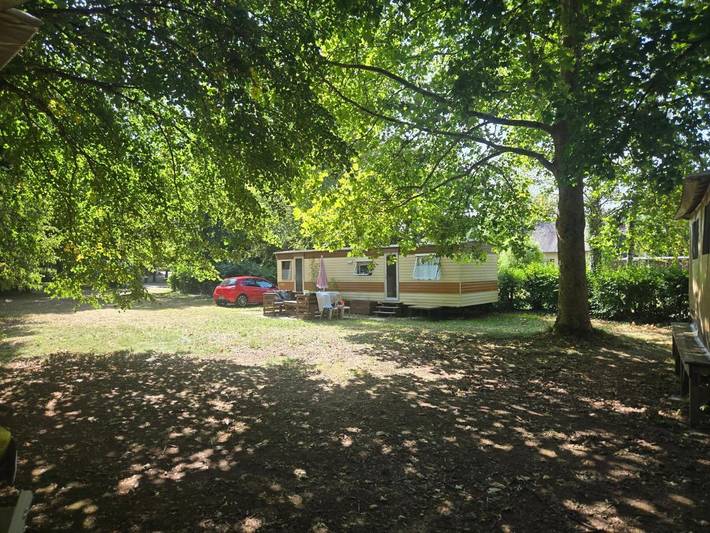 Location de vacances pour 5 personnes, avec terrasse à Bassignac - 3