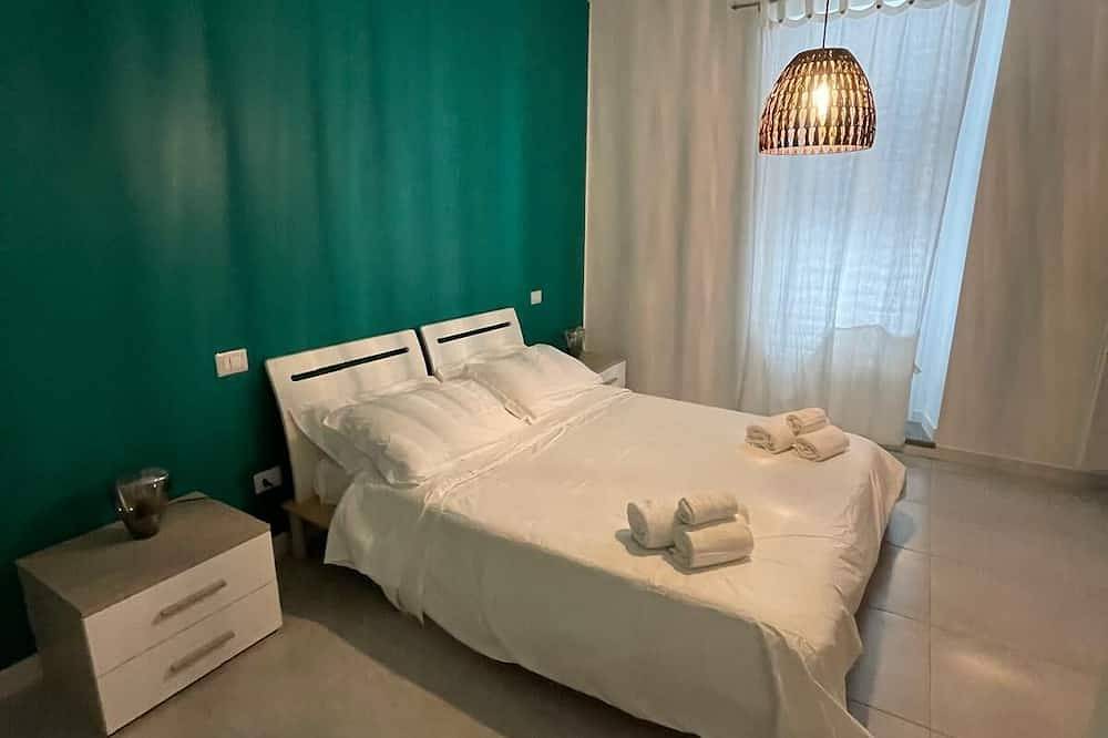 Apartamento entero, Apartment a stone's throw from the lake - Bisentina in Marta, Lago de Bolsena