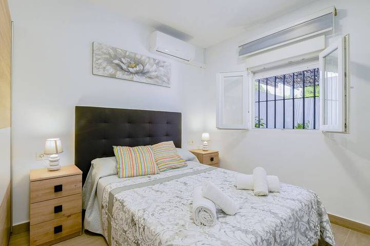 Cubo's Casa Rural El Jardin de Fernando / piscina privada / aire acondicionado / wifi gratis in Cártama, Provincia de Málaga