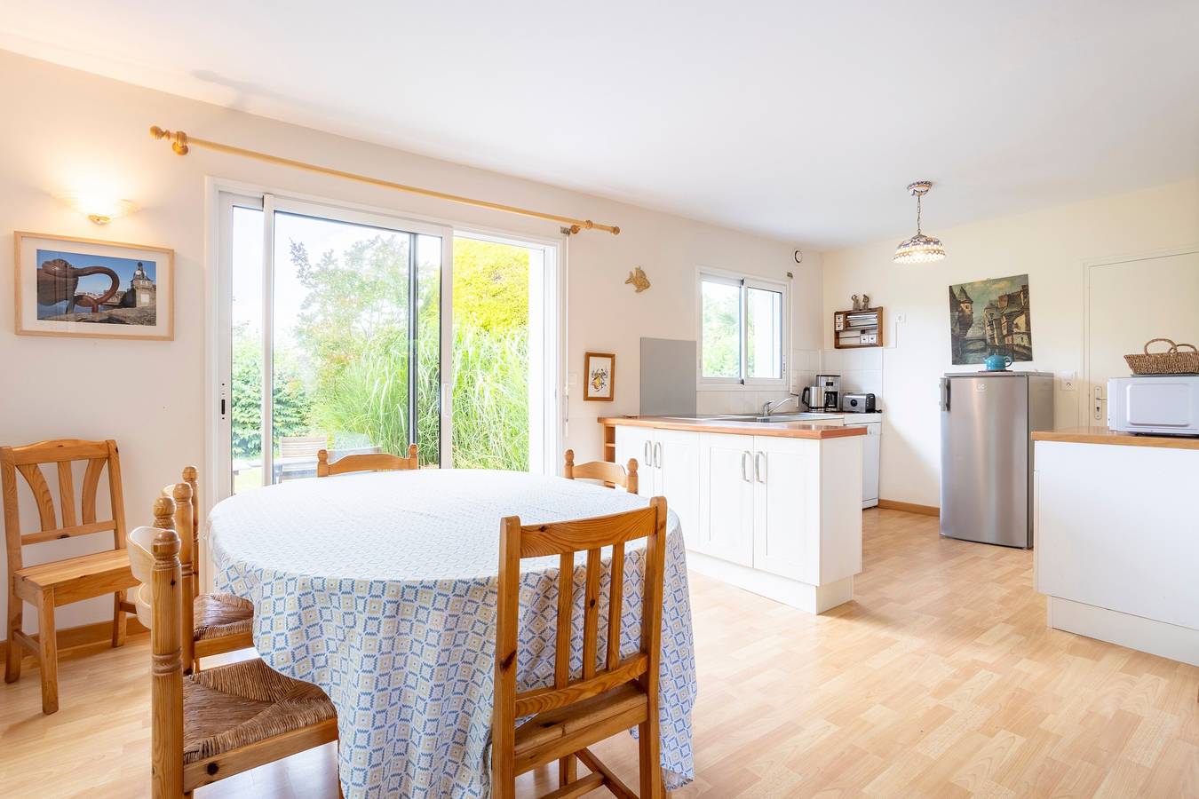 Maison de vacances 'La Maison À Landebec' avec terrasse privée, jardin privé et Wi-Fi in Fouesnant, Région de Quimper