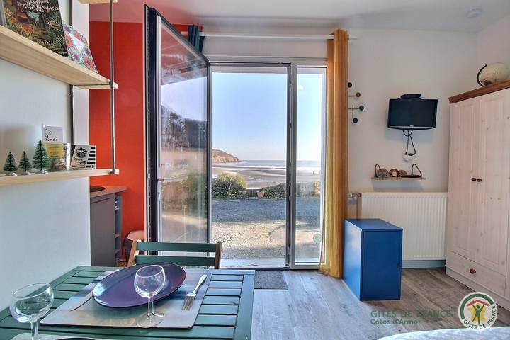Gîte pour 2 personnes, avec Jardin et Vue dans Plage Saint-Laurent