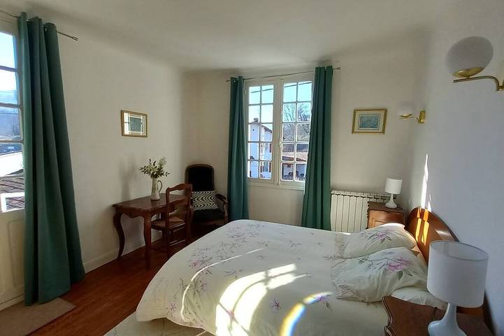 Location de vacances pour 8 personnes, avec Jardin à Saint-Étienne-de-Baïgorry - 3