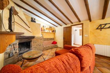 Casa Rural para 6 Personas en Laroya, Cordillera Penibética, Foto 2