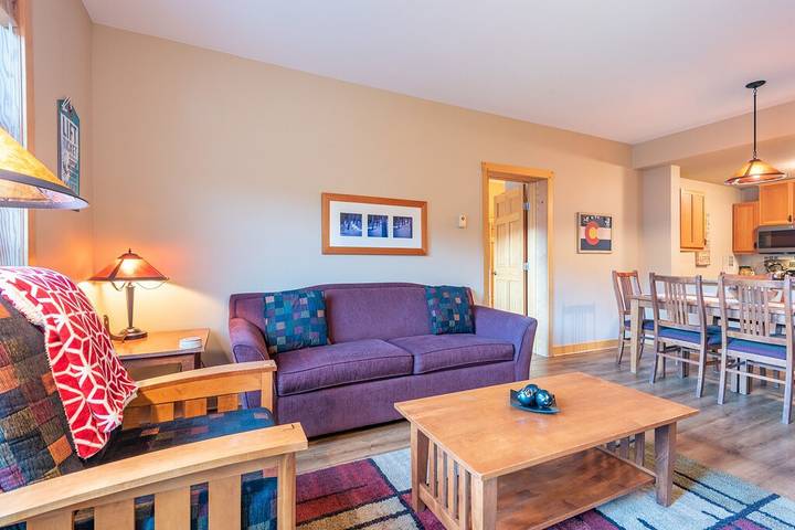 Vacation rental for 7 people, with balcony and hot tub in Copper Mountain