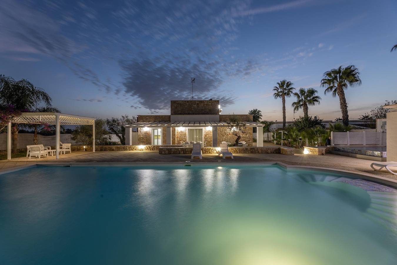 Malaspina Luxury Pool - Capilungo in Capilungo, Golf von Tarent