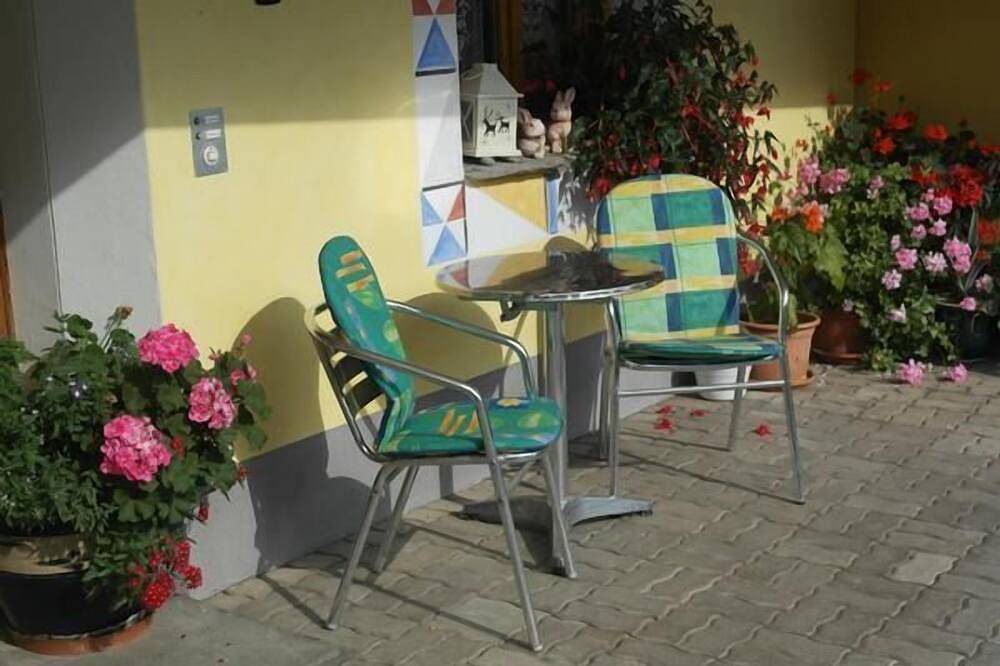 Ganze Wohnung, Ferienwohnung Zernez für 1 - 2 Personen mit 1 Schlafzimmer - Ferienwohnung in Zernez, Unterengadin