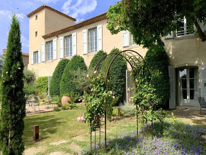 Hôtel pour 2 personnes, avec sauna et jardin ainsi que piscine et jacuzzi, animaux acceptés