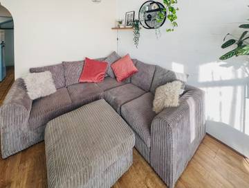 Holiday Rental for 5 People in Perranporth, Cornwall, Photo 3