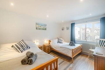 Cottage for 10 People in Teignmouth, Devon, Photo 4
