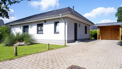 Ferienhaus für 4 Personen, mit Ausblick und Garten, mit Haustier in Garz/Rügen