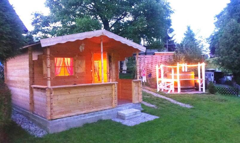 Bungalow para 4 personas, con Balcón además de Terraza y Jardín en Suiza