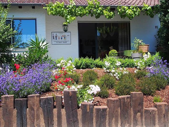 Ferienhaus für 4 Personen, mit Terrasse und Garten in Daun - 2