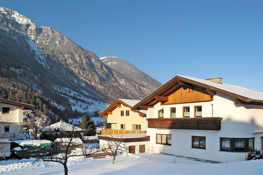 Geheel appartement, Appartement Köhle by Interhome in Glockturmkamm, Pfunds