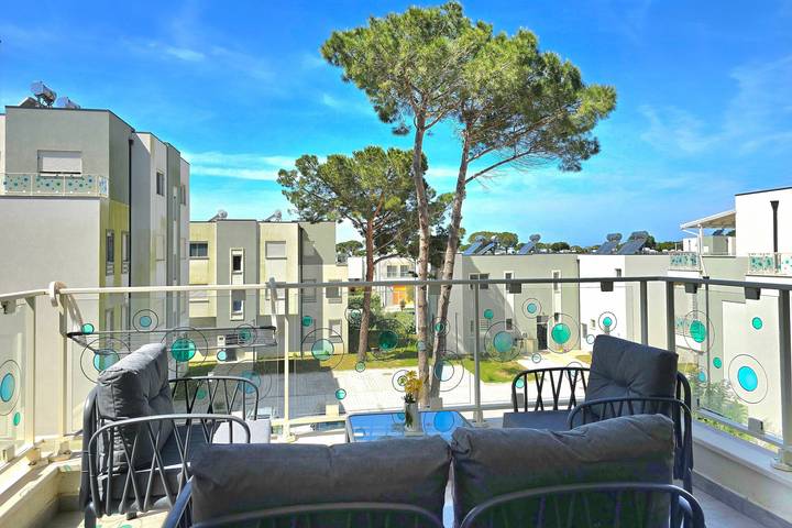 Ganze Wohnung, Perla Holiday Homes 273 in Ishëm, Albanien