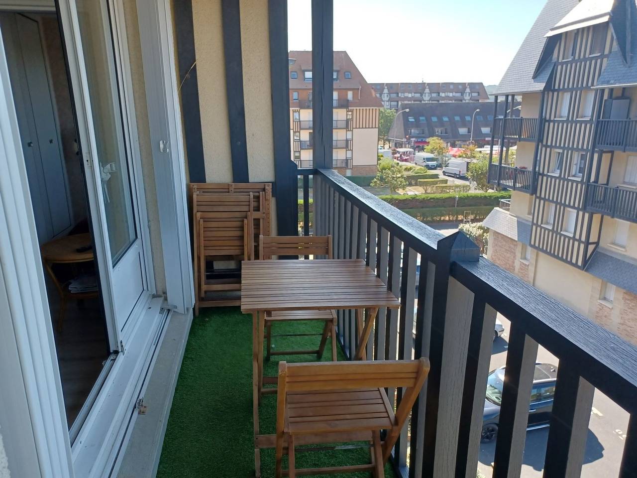 Ganze Wohnung, 2-Zimmer-Wohnung mit Balkon, nahe Strand und Parkplatz in Villers-sur-Mer, Lisieux und Umgebung
