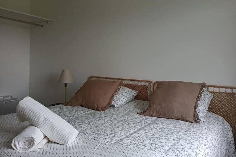 Appartement entier, L`Orge - 284 rue de l`orge - Vic le Comte in Vic-le-Comte, Parc Naturel Régional Livradois-Forez