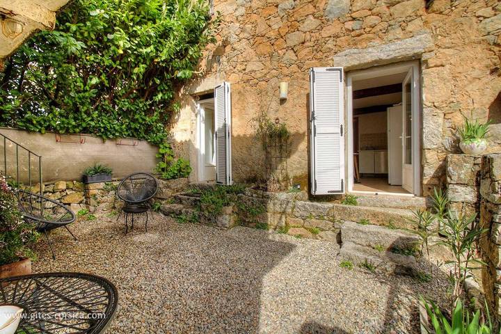 Gîte pour 2 personnes, avec Terrasse