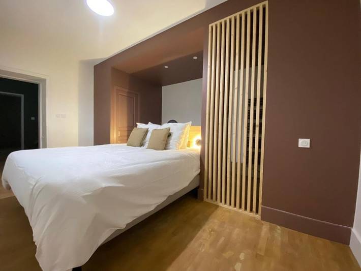 Maison d’hôte pour 2 personnes, avec piscine ainsi que jardin et vue, animaux acceptés dans l' Ain - 2