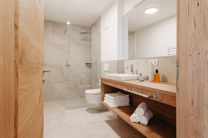 Ganze Wohnung, Ferienwohnung "Torgglbauer 3" mit Bergblick, Pool, Terrasse & WLAN in Meran, Sarntaler Alpen