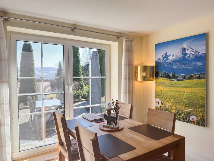Ganze Wohnung, Ferienwohnung 'Bergblick - Absolute Ruhe' mit Bergblick, privater Terrasse und Wi-Fi in Scheidegg, Bayerisch Schwaben
