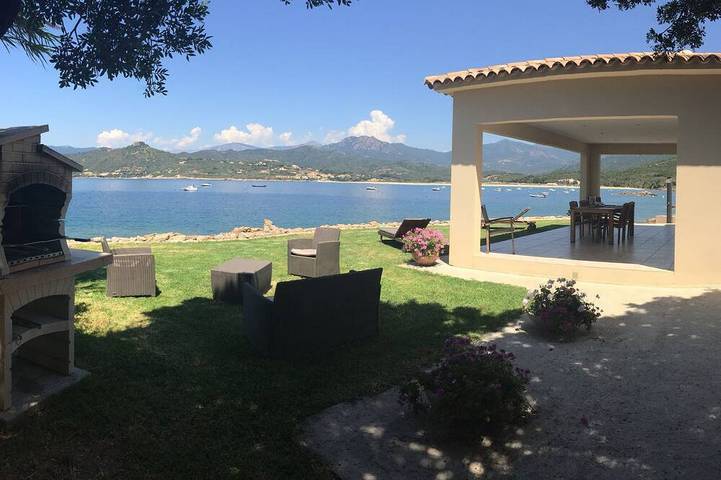 Villa für 4 Personen, mit Garten und Terrasse - 1