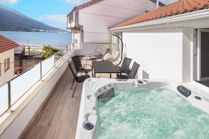 Holiday apartment for 4 people, with balcony and view - 1